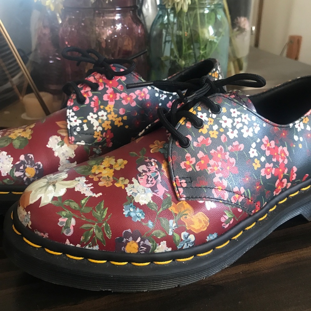 Dr Martens multi-floral oxfords